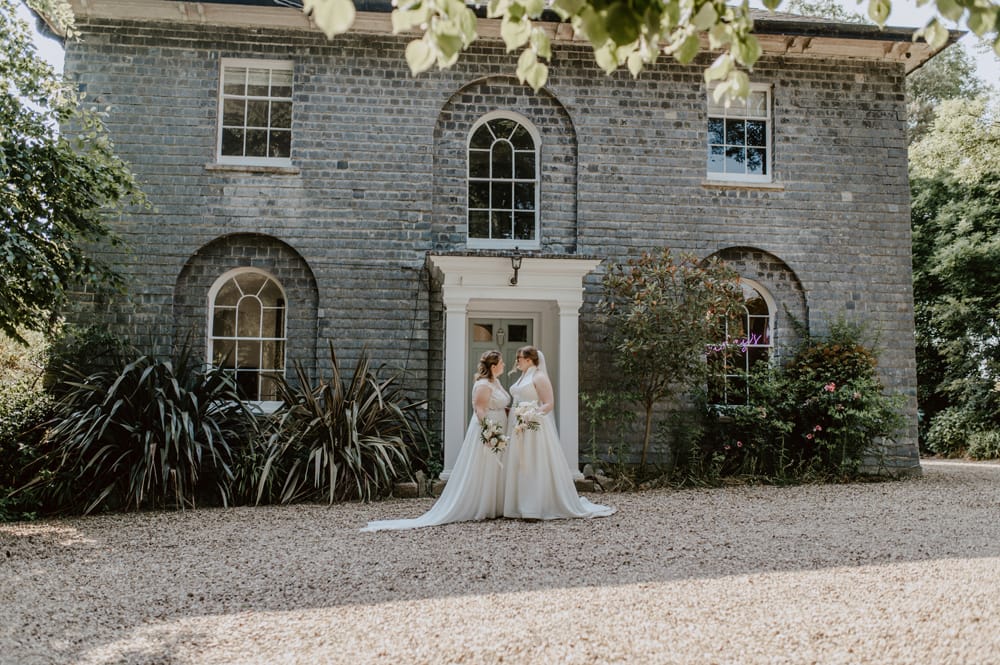 Image by <a class="text-p3" href="https://www.sofiemichellephotography.co.uk" target="_blank">Sofie Michelle Photography</a>.