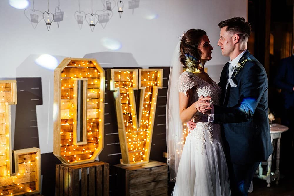 Image by <a class="text-p3" href="https://www.aaroncollettphotography.co.uk" target="_blank">Aaron Collett Photography</a>.