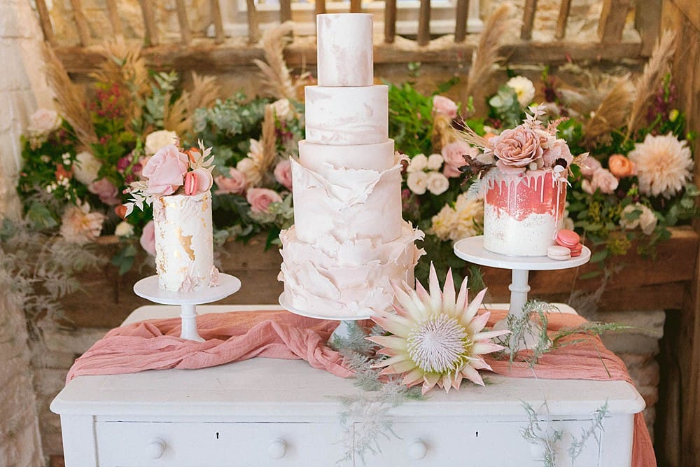 Image by <a class="text-p3" href="https://www.jenniferjanephotography.co.uk" target="_blank">Jennifer Jane Photography</a>.