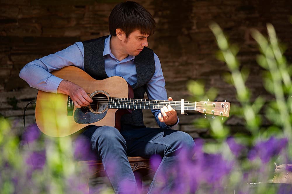 Image by <a class="text-p3" href="http://www.pwilletts.com" target="_blank">Paul Willetts Photography</a>.