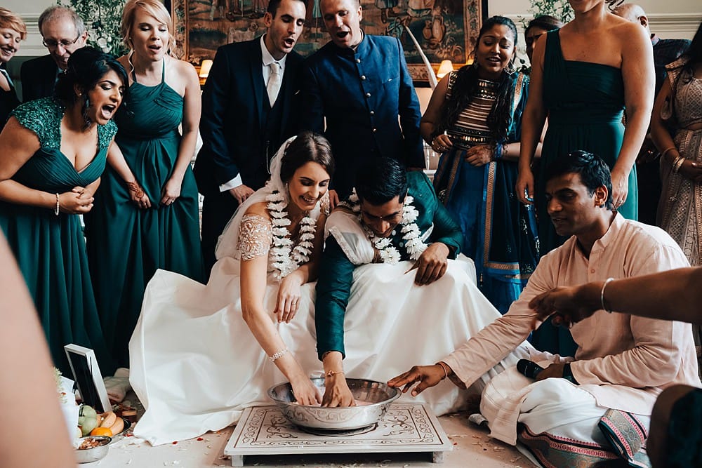 Image by <a class="text-p3" href="http://fearphotography.com" target="_blank">Fear Photography</a> at <a class="text-p3" href="https://cocoweddingvenues.co.uk/coco_listing/elmore-court/" target="_blank">Elmore Court</a>.