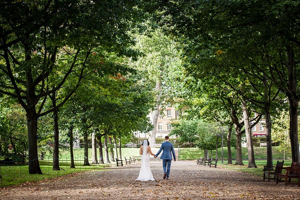 Image by <a class="text-p3" href="https://www.pbweddingphotography.com" target="_blank">Philip Bedford Photography</a> at <a class="text-p3" href="https://cocoweddingvenues.co.uk/coco_listing/the-honourable-society-of-grays-inn/" target="_blank">Gray's Inn</a>.