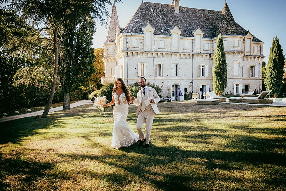 Image by <a class="text-p3" href="http://armstrong-millar.com" target="_blank">John Armstrong Millar</a>.