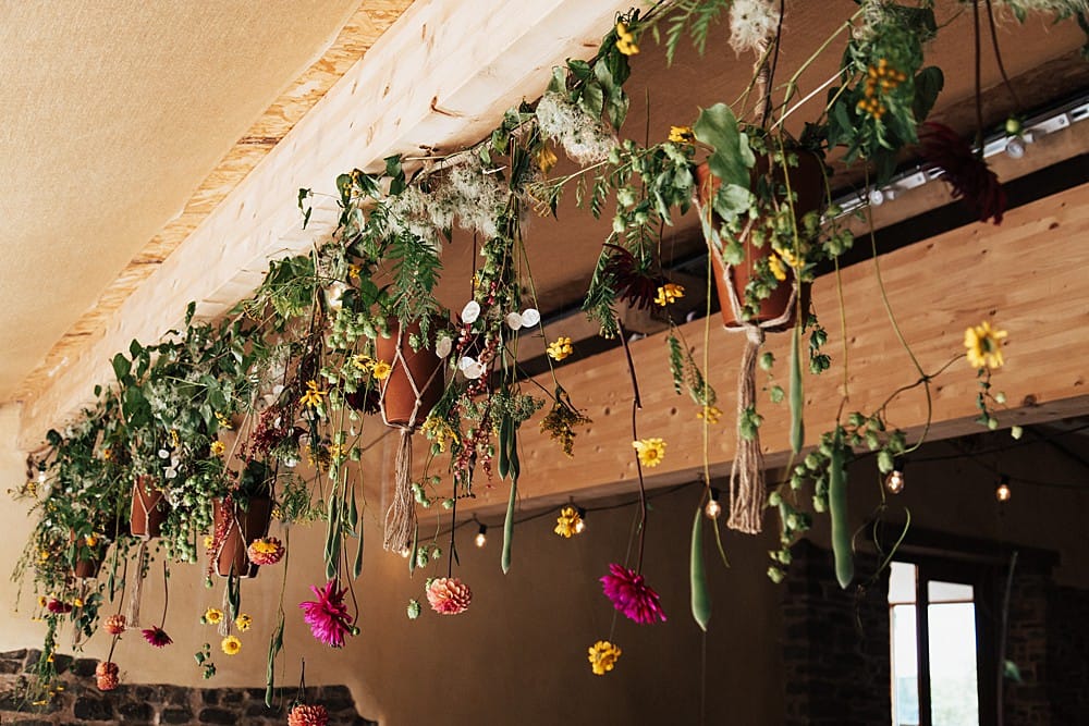 Image by <a class="text-p3" href="https://www.emma-barrow.com" target="_blank">Emma Barrow</a> at <a class="text-p3" href="https://cocoweddingvenues.co.uk/coco_listing/hayne-devon/" target="_blank">Hayne Devon</a>.