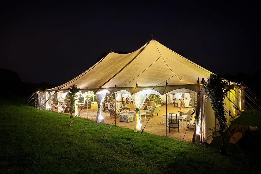 Image by <a class="text-p3" href="http://lighttrick.co.uk" target="_blank">Light Trick Photography</a>.