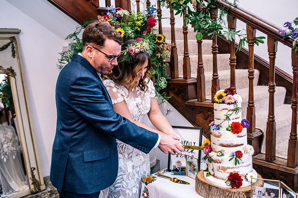 Image by <a class="text-p3" href="http://heartfulloftea.com" target="_blank">Heart Full of Tea</a>.