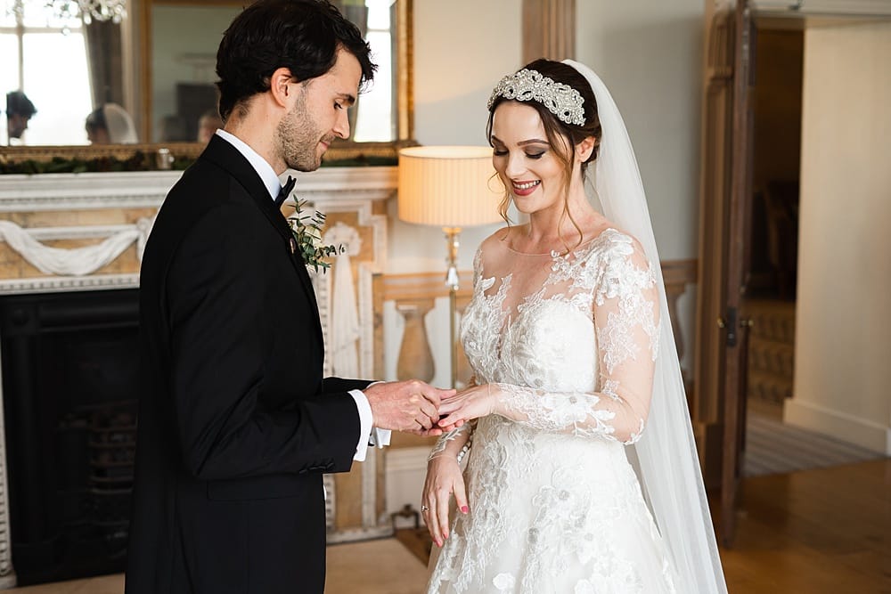 Image by <a class="text-p3" href="http://www.alextozeweddings.co.uk" target="_blank">Alex Toze Photography</a>.