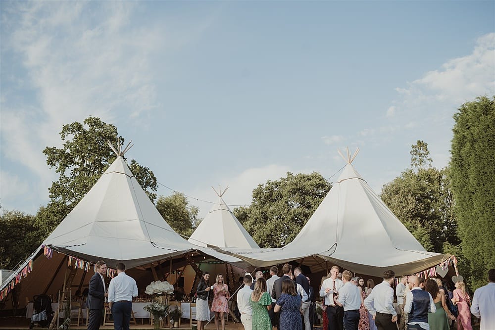 Image by <a class="text-p3" href="https://www.maureendupreez.com" target="_blank">Maureen Du Preez Photography</a>.