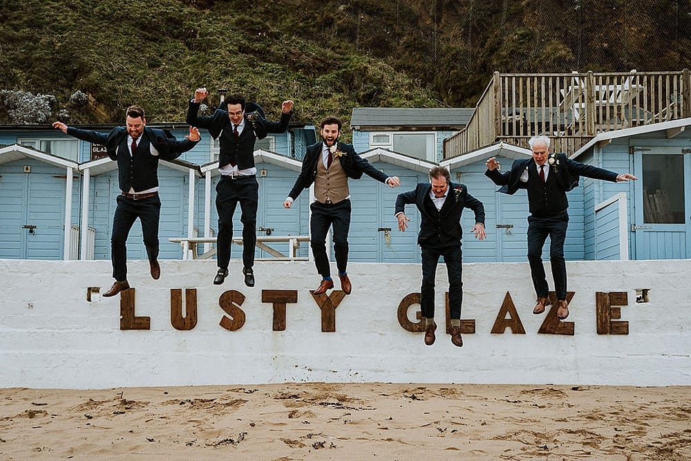 Image by <a class="text-p3" href="https://www.alexapoppeweddingphotography.com" target="_blank">Alexa Poppe Photography</a>.