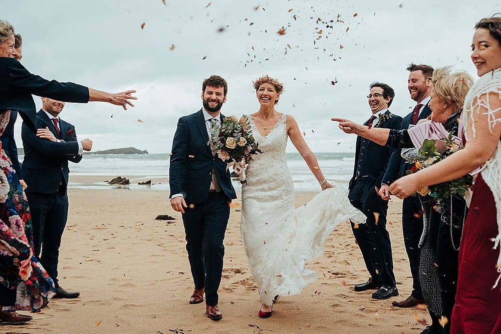 Image by <a class="text-p3" href="https://www.alexapoppeweddingphotography.com" target="_blank">Alexa Poppe Photography</a>.