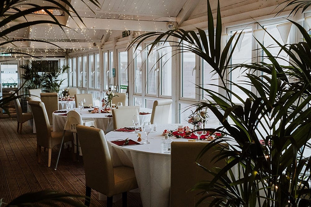 Image by <a class="text-p3" href="https://www.alexapoppeweddingphotography.com" target="_blank">Alexa Poppe Photography</a>.