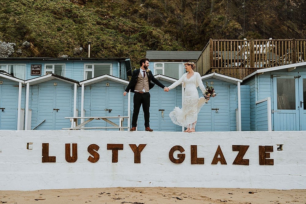 Image by <a class="text-p3" href="https://www.alexapoppeweddingphotography.com" target="_blank">Alexa Poppe Photography</a>.