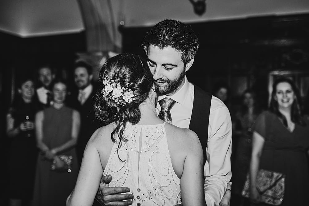 Image by <a class="text-p3" href="https://hollycollingsphotography.com" target="_blank">Holly Collings Photography</a>.