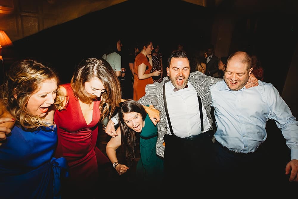 Image by <a class="text-p3" href="https://hollycollingsphotography.com" target="_blank">Holly Collings Photography</a>.