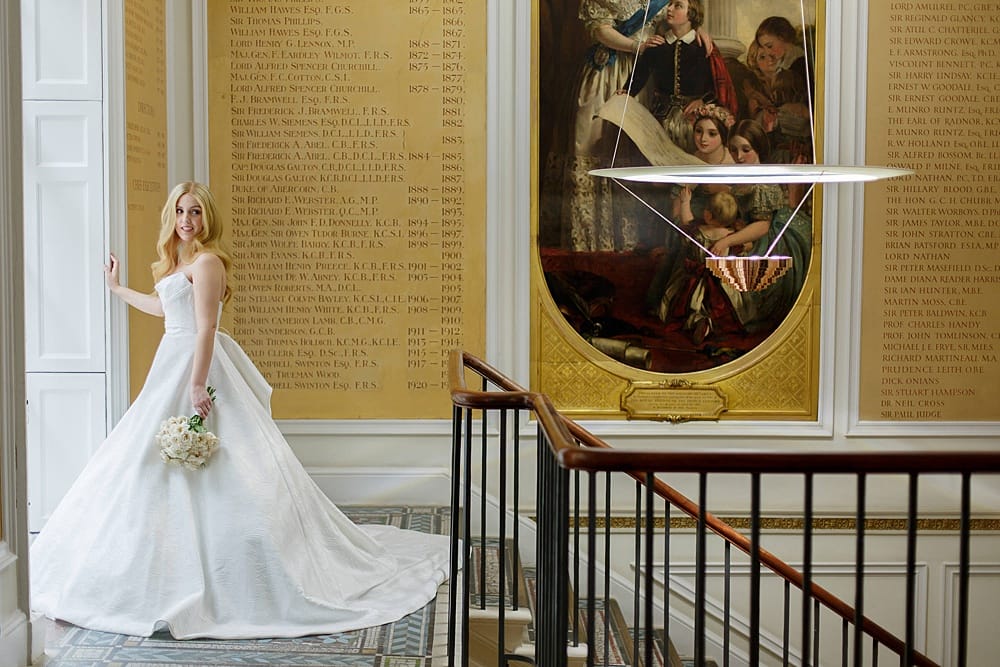 Image by <a class="text-p3" href="http://helenwarner.co.uk" target="_blank">Helen Warner Photography</a>.