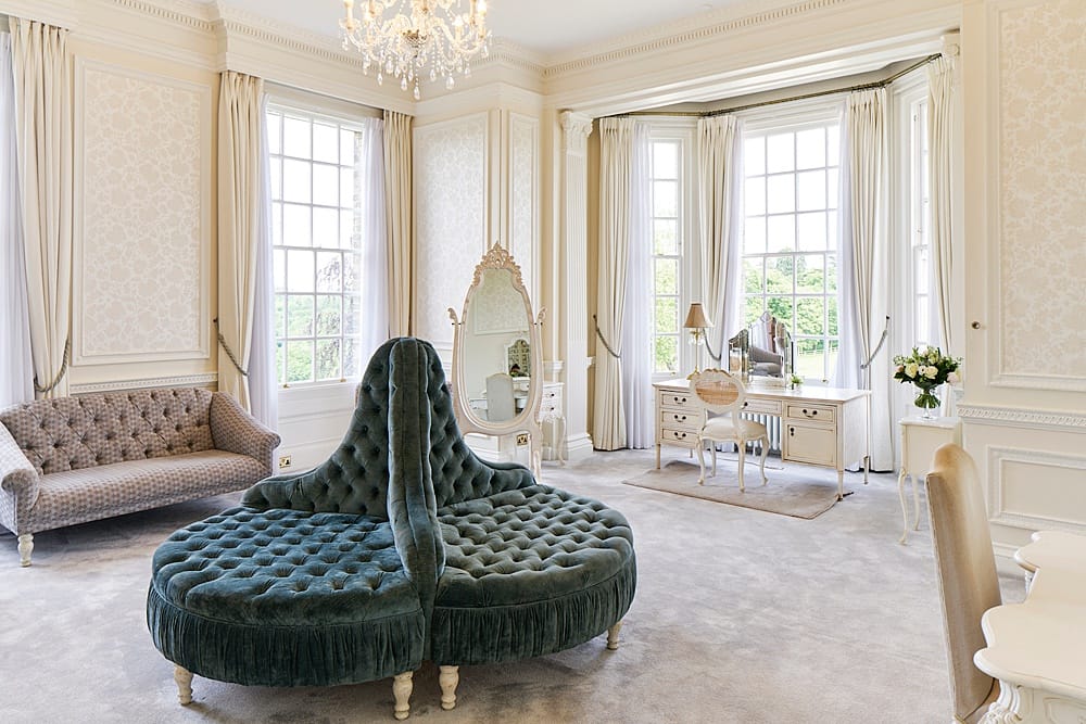 Image by <a class="text-p3" href="http://www.dominic-james.com" target="_blank">Dominic James Photography</a>.