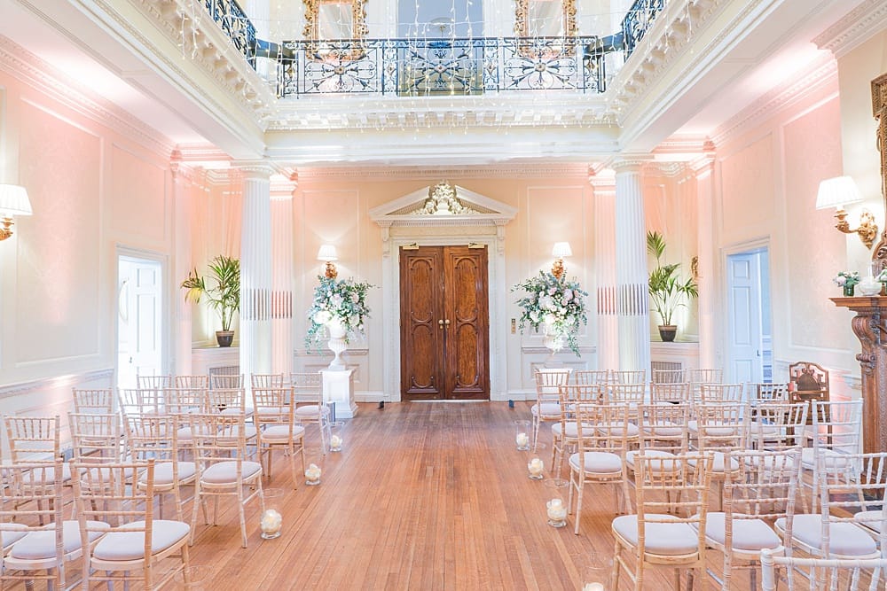 Image by <a class="text-p3" href="http://www.johnnassari.co.uk" target="_blank">John Nassari</a>.