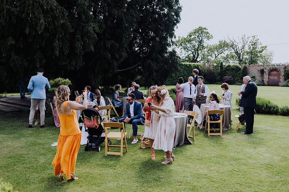 Image by <a class="text-p3" href="https://manonpauffin.com" target="_blank">Manon Pauffin Photography</a>.