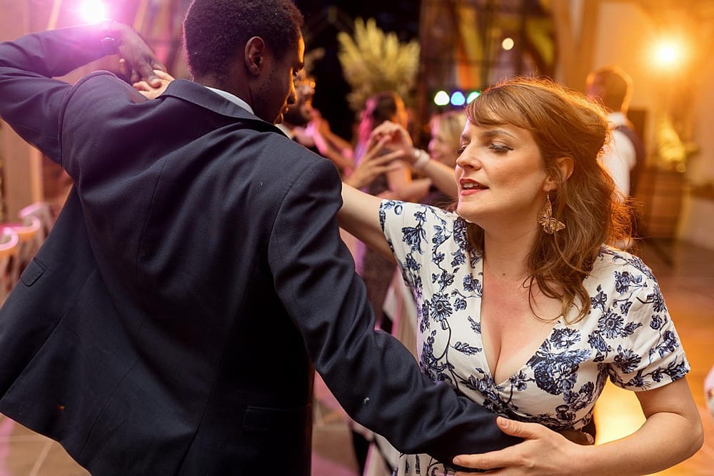 Image by <a class="text-p3" href="http://chrisgilesphotography.com" target="_blank">Chris Giles Photography</a>.