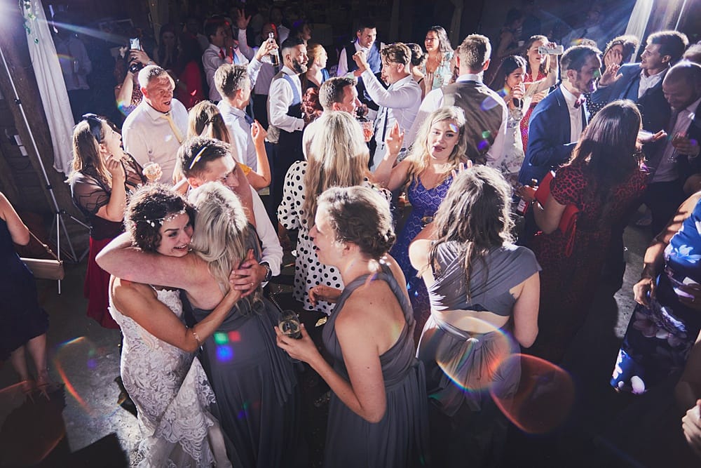 Image by <a class="text-p3" href="http://helloromancephotography.com" target="_blank">Hello Romance Photography</a>.