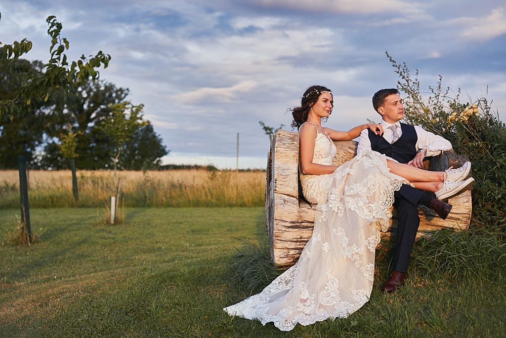 Image by <a class="text-p3" href="http://helloromancephotography.com" target="_blank">Hello Romance Photography</a>.