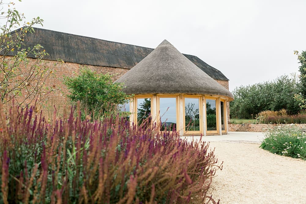 Image by <a class="text-p3" href="https://www.jenniferjanephotography.co.uk" target="_blank">Jennifer Jane Photography</a>.