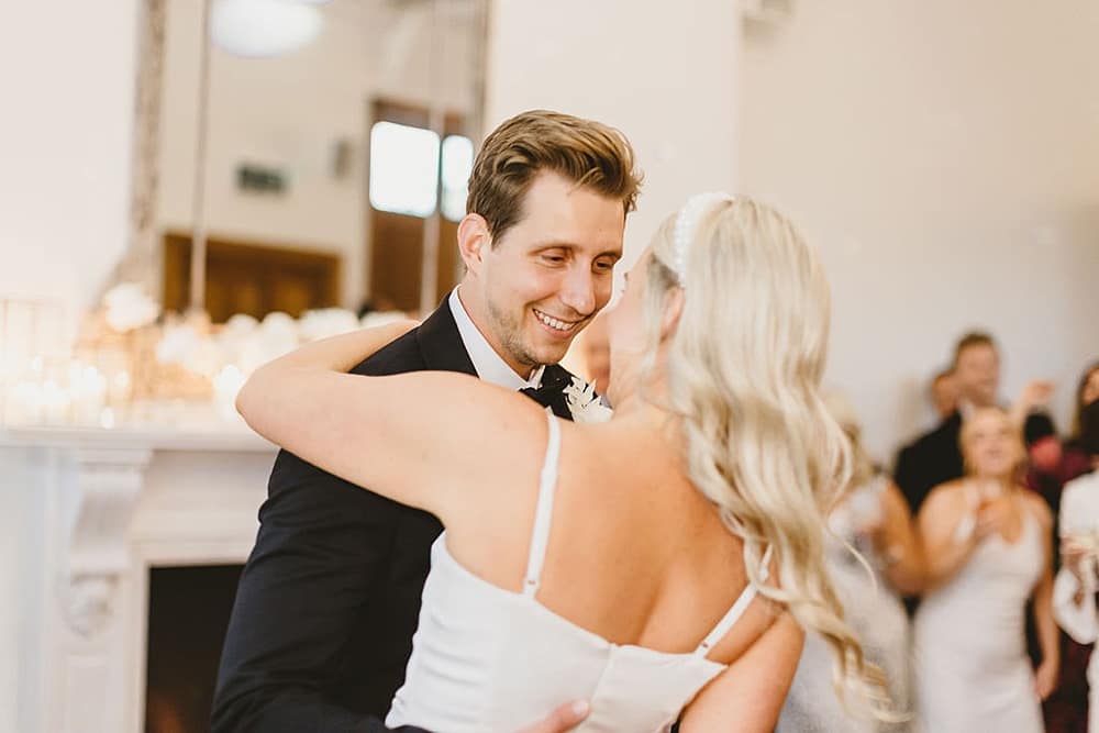 Image by <a class="text-p3" href="https://www.amylouphotography.co.uk" target="_blank">Amy Lou Photography</a>.