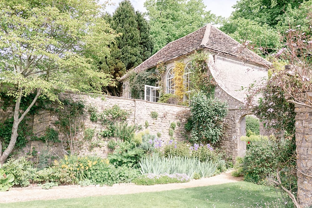 Image by <a class="text-p3" href="https://www.jenniferjanephotography.co.uk" target="_blank">Jennifer Jane Photography</a>.