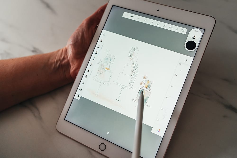 Image by <a class="text-p3" href="https://suzyelizabethphotography.co.uk" target="_blank">Suzy Elizabeth Photography</a>.