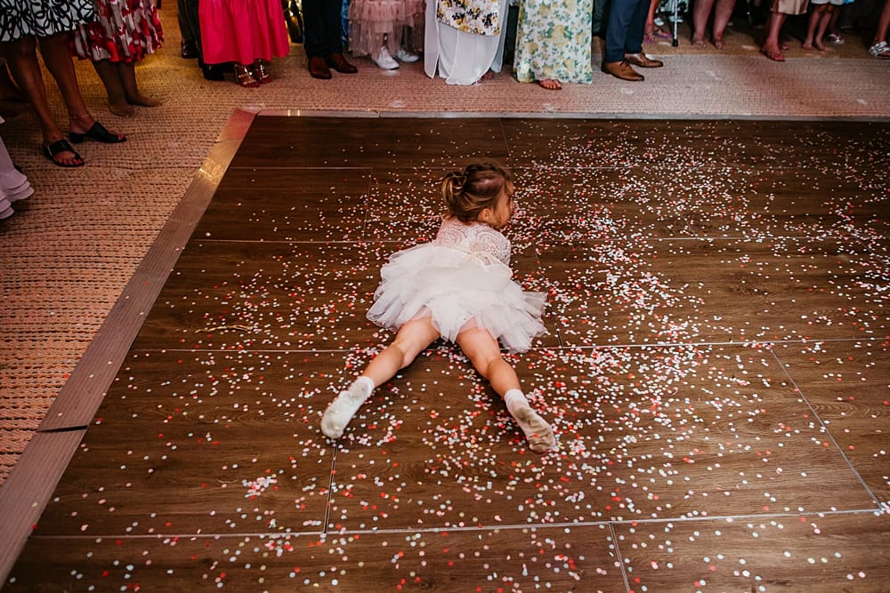 Image by <a class="text-p3" href="http://www.lightandlacephotography.co.uk" target="_blank">Light & Lace Photography</a>.