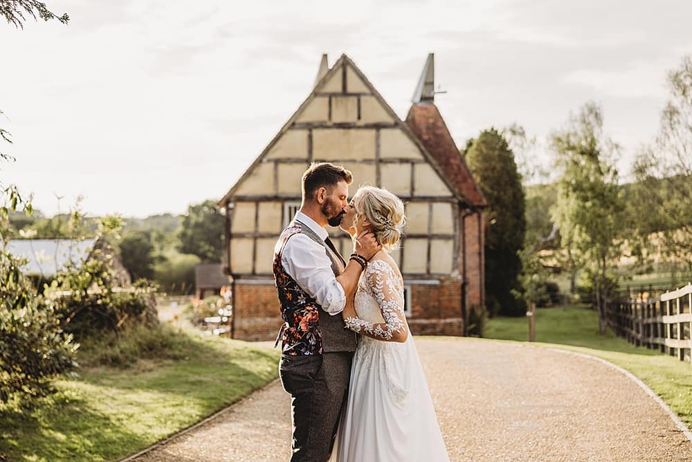 Image by <a class="text-p3" href="https://www.phoeberossiphotography.com" target="_blank">Phoebe Rossi Photography</a>.