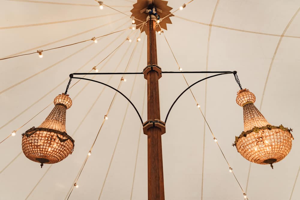 Image by <a class="text-p3" href="https://thechamberlins.co" target="_blank">The Chamberlins</a>.