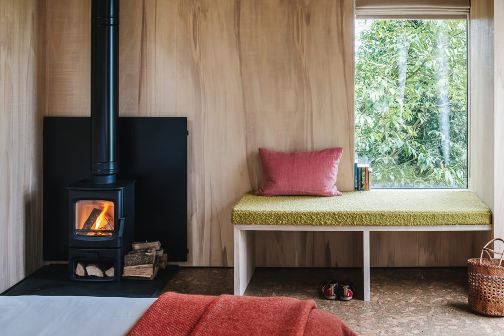 Image by <a class="text-p3" href="http://brettcharlesphotography.co.uk" target="_blank">Brett Charles Photography</a>.