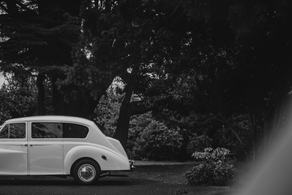 Image by <a class="text-p3" href="http://www.boyntonweddingphotography.co.uk" target="_blank">David Boynton Photography</a>.