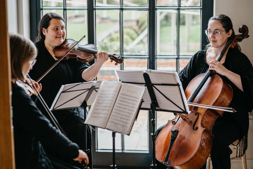 Image by <a class="text-p3" href="http://www.boyntonweddingphotography.co.uk" target="_blank">David Boynton Photography</a>.