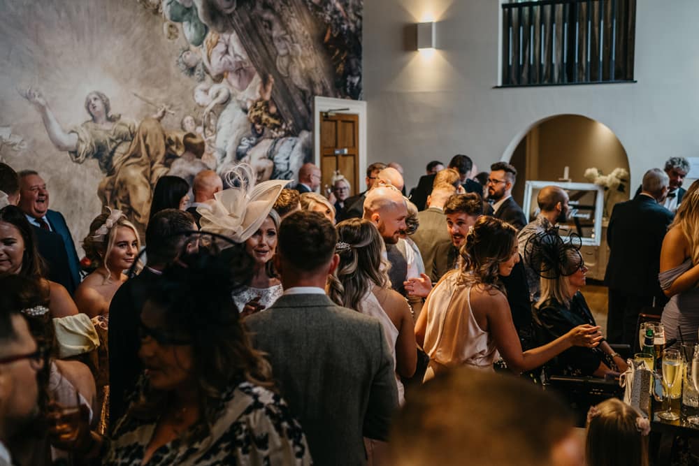 Image by <a class="text-p3" href="http://www.boyntonweddingphotography.co.uk" target="_blank">David Boynton Photography</a>.