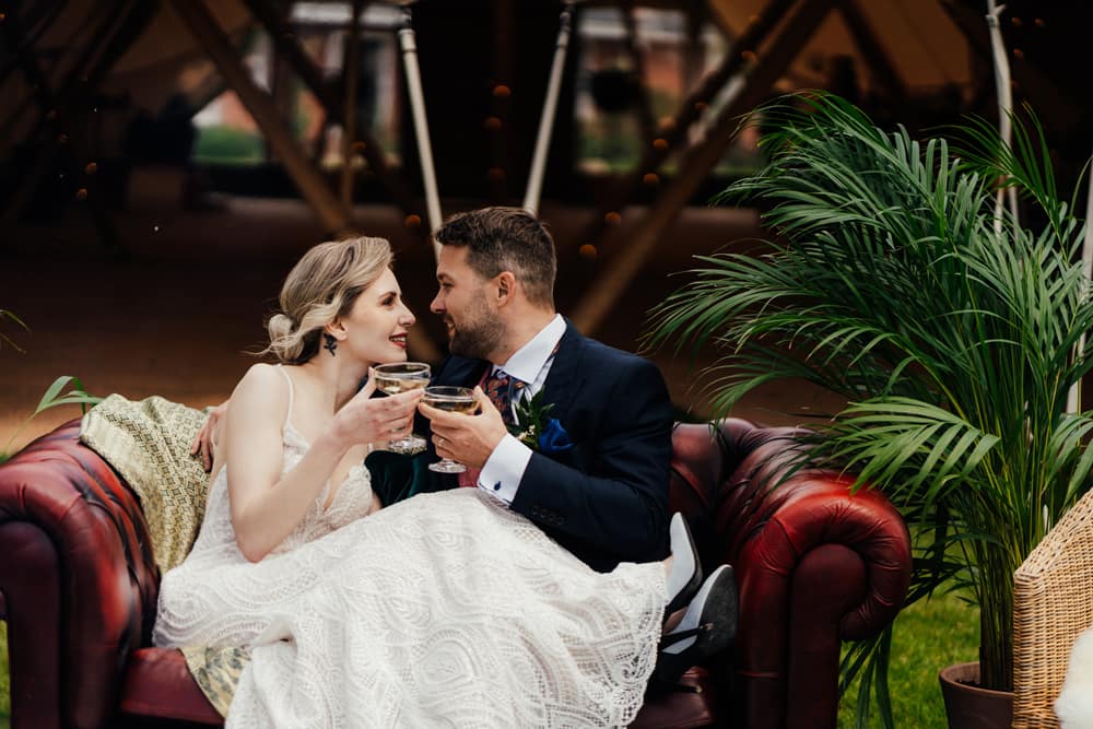 Image by <a class="text-p3" href="https://lunaweddings.co.uk" target="_blank">Luna Wedding Photography</a>.