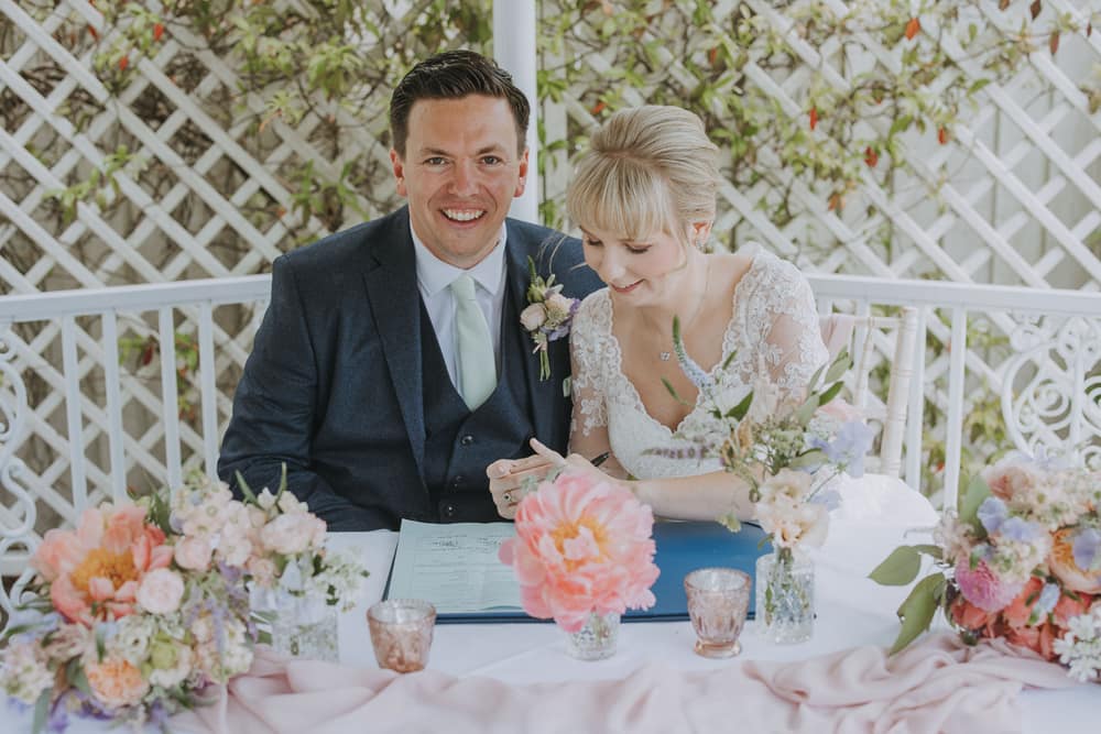 Image by <a class="text-p3" href="https://nickifelthamphotography.com/" target="_blank">Nicki Lyall Photography</a>.