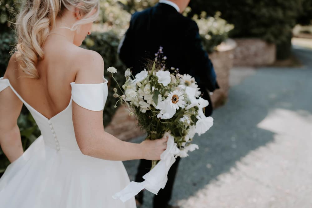 Image by <a class="text-p3" href="https://emilyjayneweddings.co.uk" target="_blank">Emily Jayne Weddings</a>.