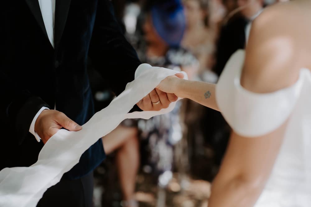 Image by <a class="text-p3" href="https://emilyjayneweddings.co.uk" target="_blank">Emily Jayne Weddings</a>.