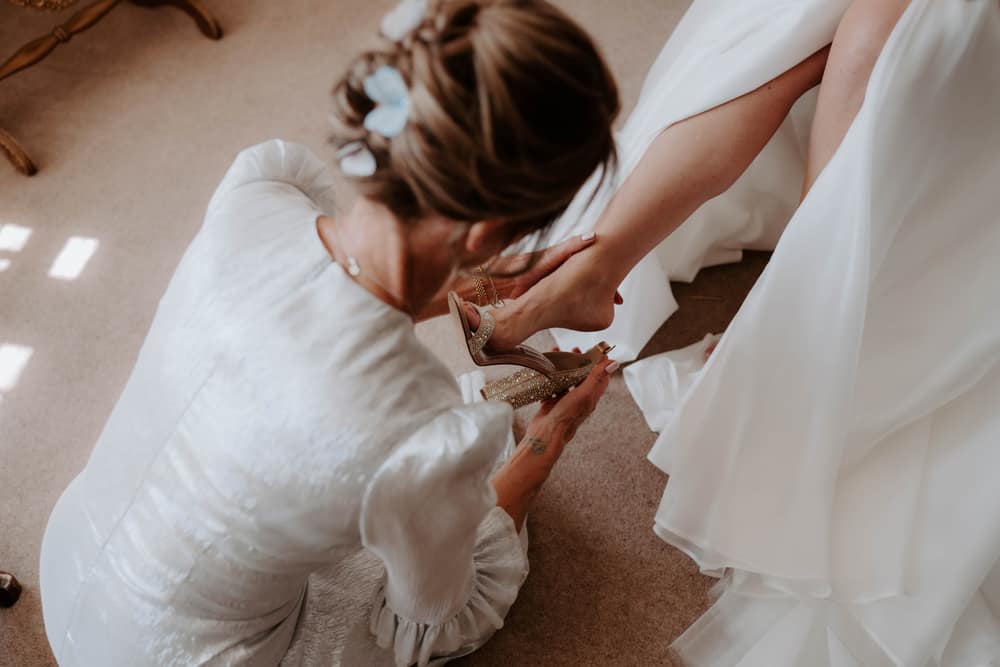 Image by <a class="text-p3" href="https://emilyjayneweddings.co.uk" target="_blank">Emily Jayne Weddings</a>.