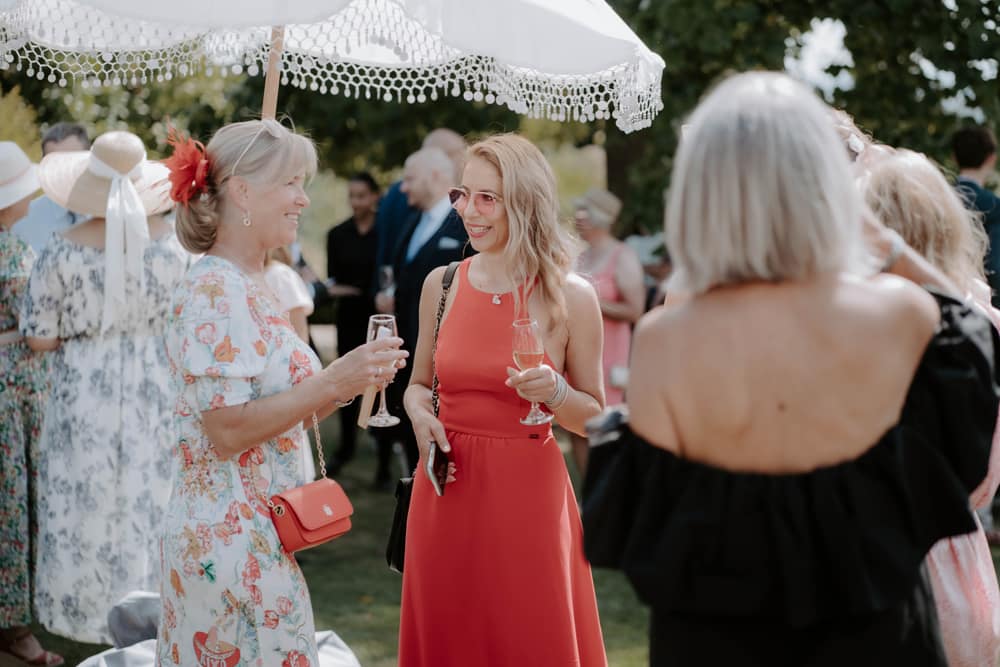 Image by <a class="text-p3" href="https://emilyjayneweddings.co.uk" target="_blank">Emily Jayne Weddings</a>.