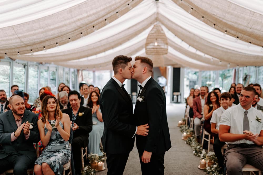 Image by <a class="text-p3" href="https://www.ollieglovernota.com" target="_blank">Ollie Glover-Nota</a>.