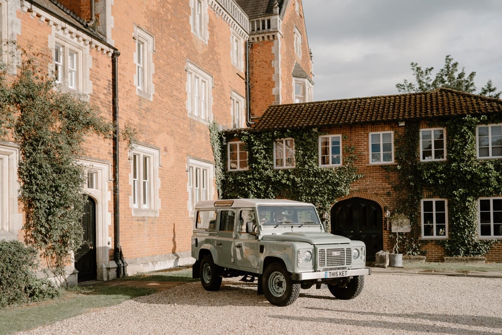 Image by <a class="text-p3" href="https://www.danilouisephotography.com/" target="_blank">Dani Louise Photography</a>.