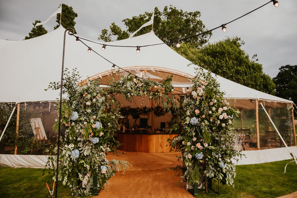 Image by <a class="text-p3" href="http://www.colinianross.com" target="_blank">Colin Ross Photography</a>.