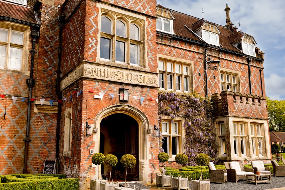 Image by <a class="text-p3" href="https://www.jessicahaymanphotography.co.uk" target="_blank">Jessica Hayman Photography</a>.