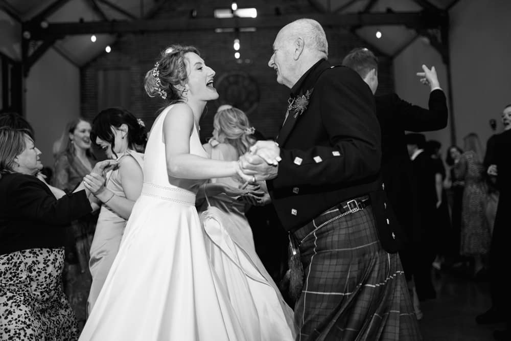 Image by <a class="text-p3" href="https://miracle-moments.co.uk" target="_blank">Miracle Moments</a>.