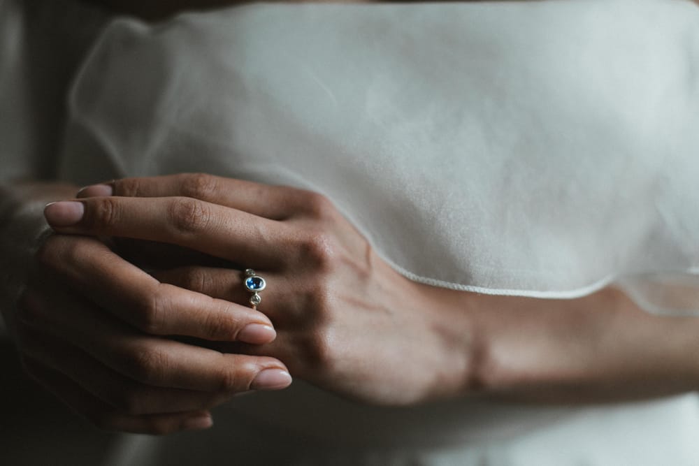 Image by <a class="text-p3" href="https://ashpowell.com" target="_blank">Ash Powell Photography</a>.