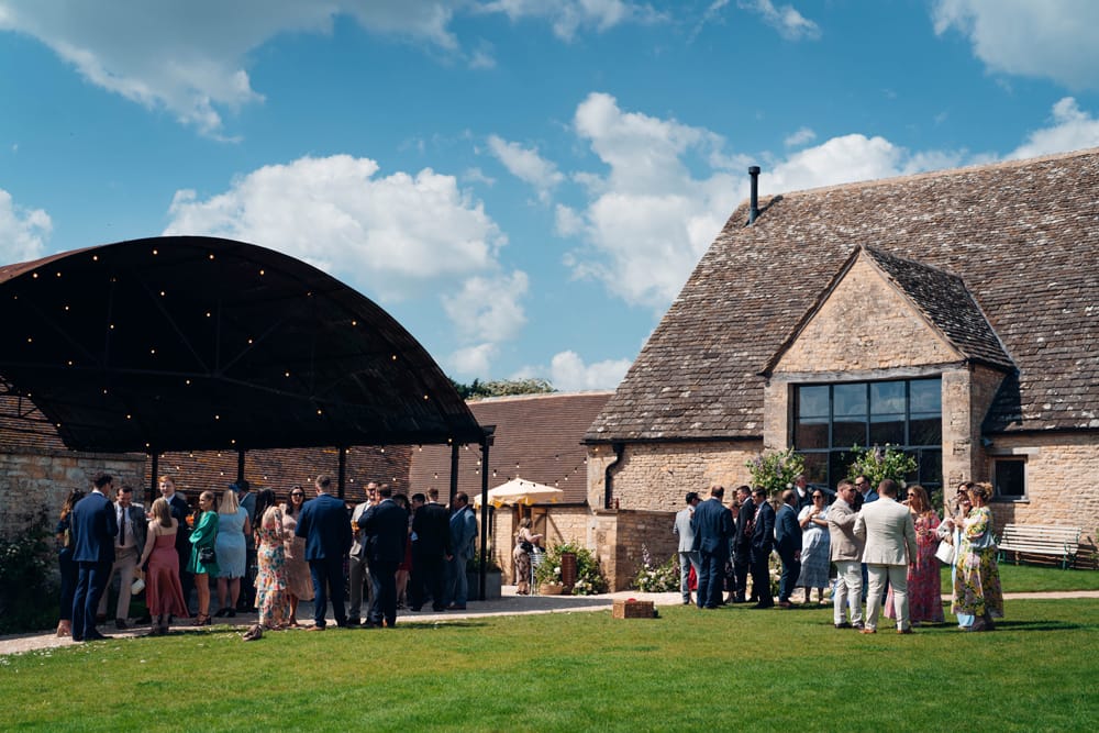 Image by <a class="text-p3" href="https://emilycollettphotography.com" target="_blank">Emily Collett Photography</a>.