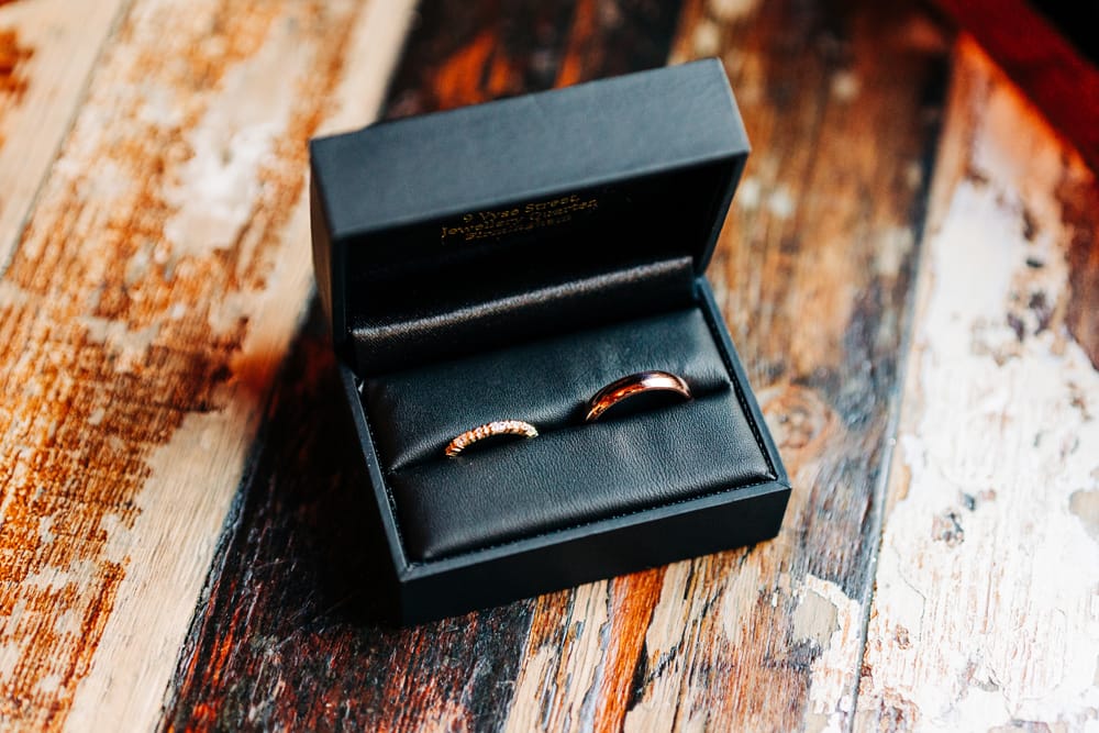 Image by <a class="text-p3" href="https://charlotterebeccaphoto.com" target="_blank">Charlotte Rebecca Photography</a>.